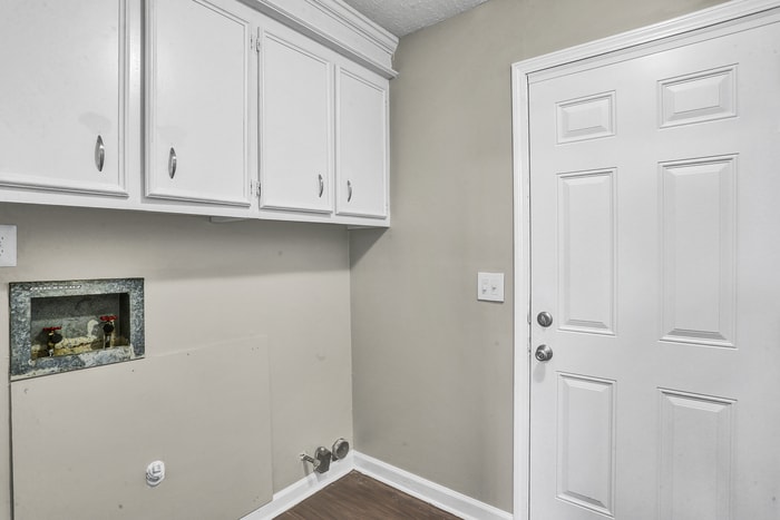 Building Photo - 128 Dogwood Cir