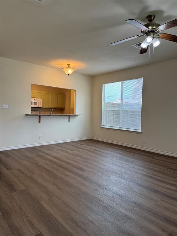 Building Photo - 220 Sandstone Dr