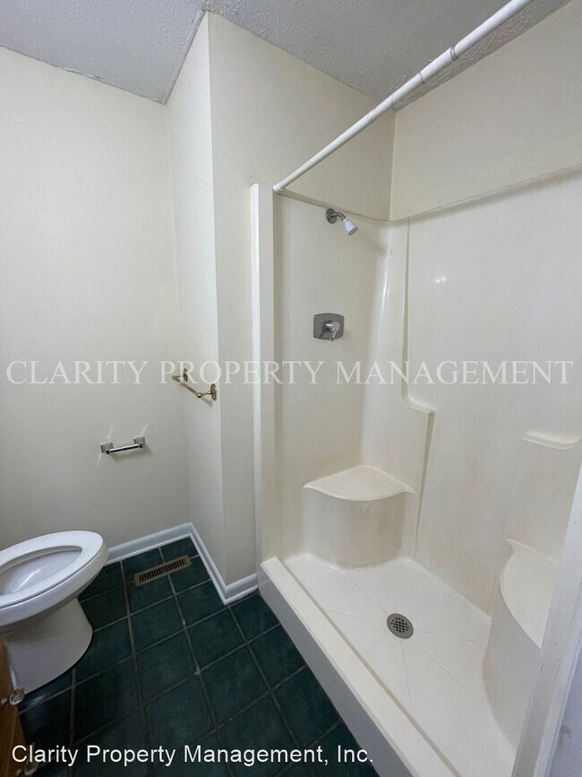 Building Photo - 3 br, 2 bath House - 913 Whisperwood Trl NE