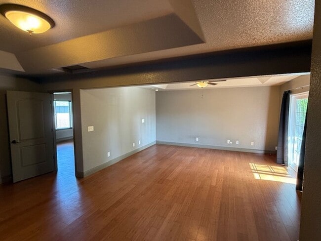 Building Photo - 2-Story Rodeo Home with Beautiful Spacious...