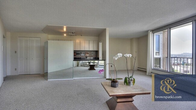 Building Photo - 1200 Gough St