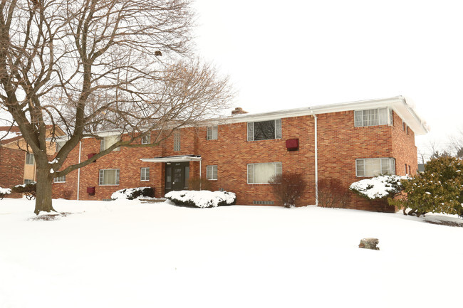 Building Photo - Senate Place Apartments