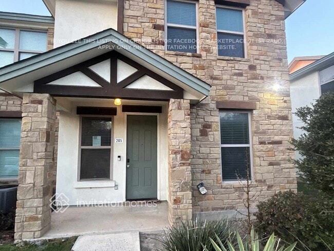 Building Photo - 179 Holly St