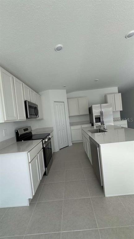 Building Photo - 5161 Green Belt Dr