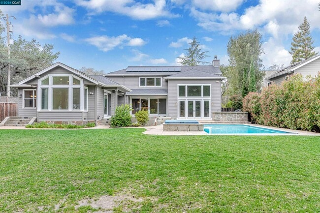 Building Photo - 3324 Las Huertas Rd