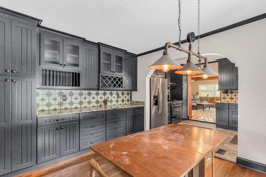 Building Photo - 1688 Overhill Rd