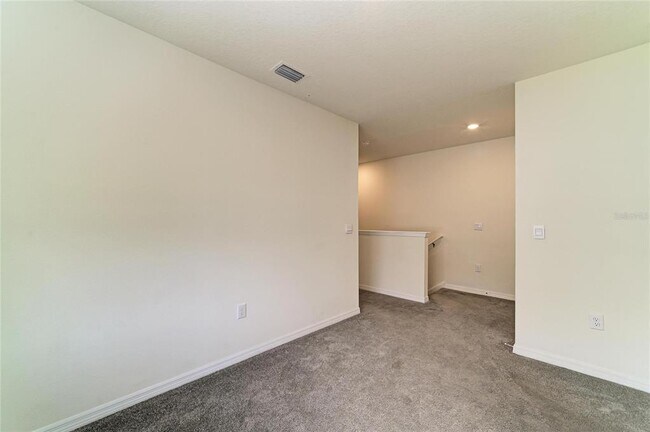 Building Photo - 11419 Planetree Pl