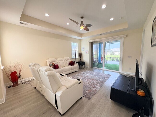 Building Photo - 240 Margaritaville Ave