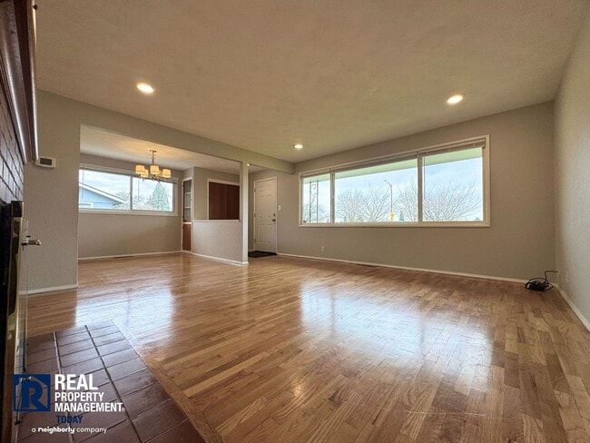 Building Photo - Charming 3 Bedroom Rambler in North Tacoma!