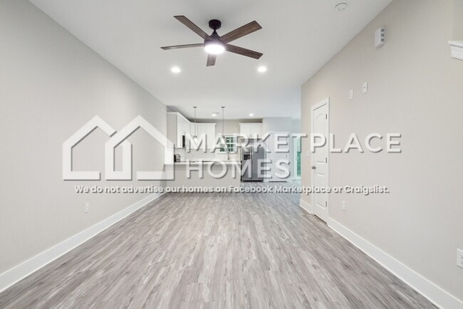 Building Photo - 3417 Durham Ln