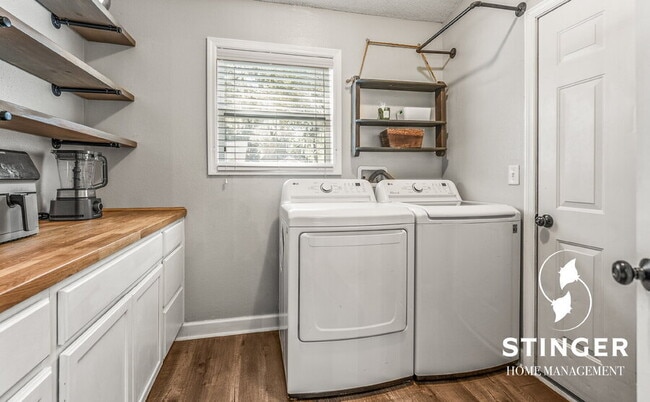 Building Photo - 53 Brindlewood Dr