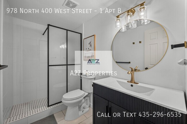 Building Photo - 978 N 400 W St