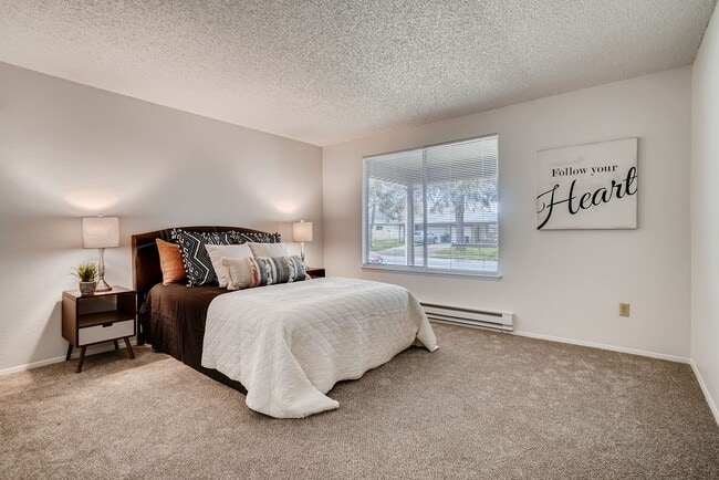 Building Photo - Odona Homes | Spacious 2-Bedroom Residence at 2602 J Street, Auburn