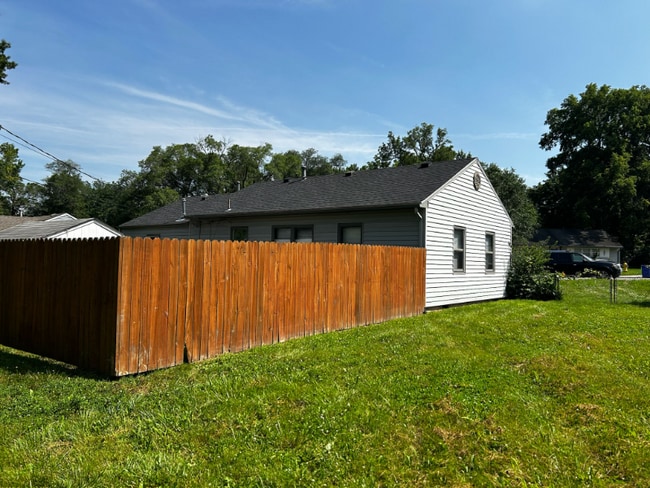 Building Photo - 806 133rd Cir