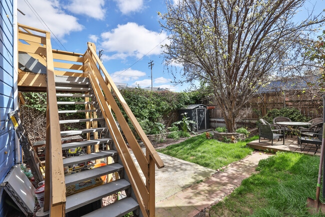 Building Photo - 2290 San Pablo Ave