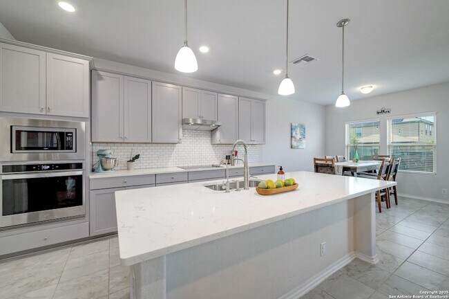 Building Photo - 14468 Gecko Lndg