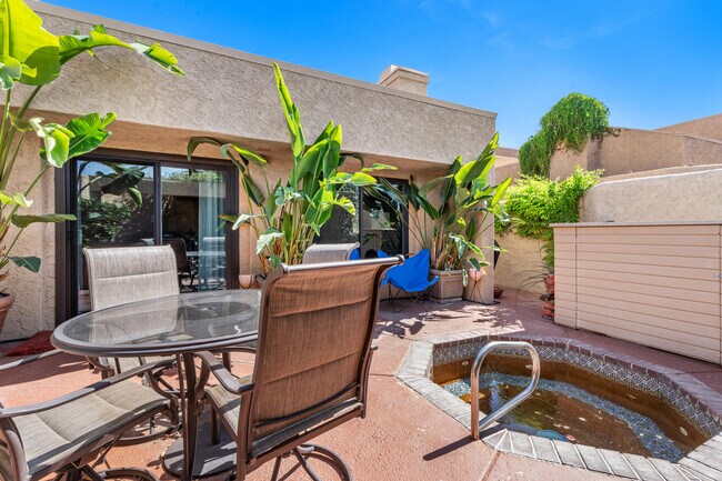 Building Photo - 73419 Foxtail Ln
