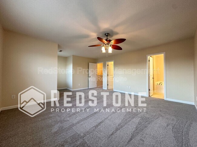 Building Photo - 610 Thistle Dr
