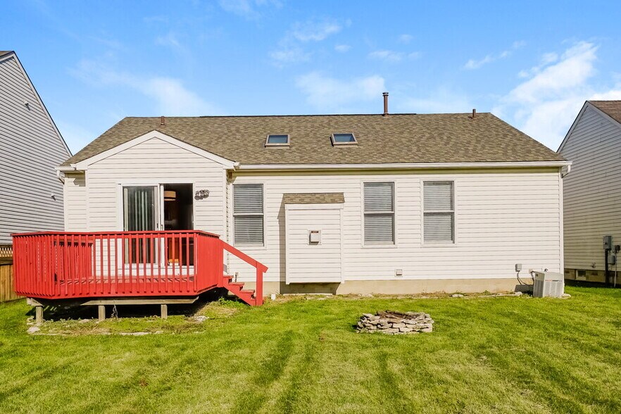 Building Photo - 2627 Winningwillow Dr