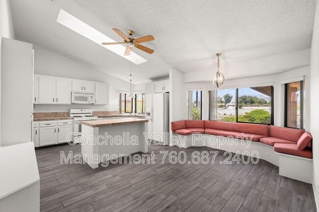 Building Photo - 43922 Warner Trail