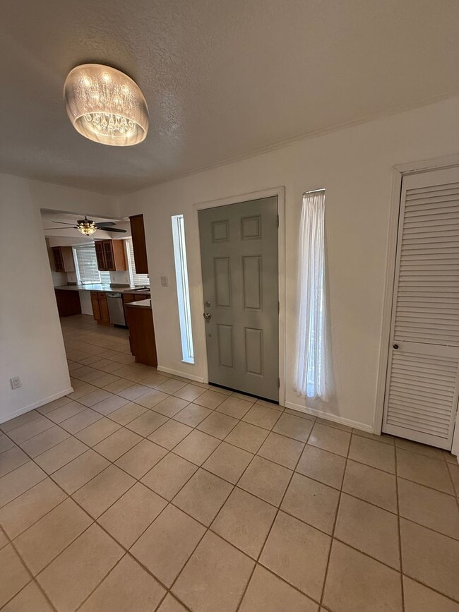 Building Photo - Charming 3-bedroom, 2-bath home in Las Cruces