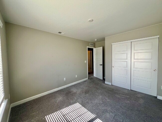 Building Photo - 4541 Prairie River Ct