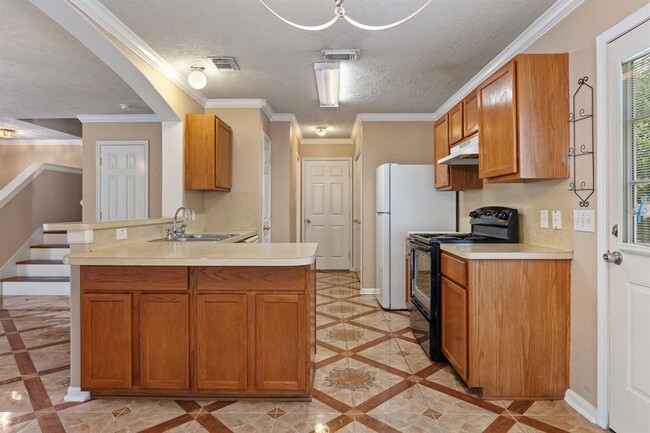 Building Photo - 14072 Broken Arrow Dr