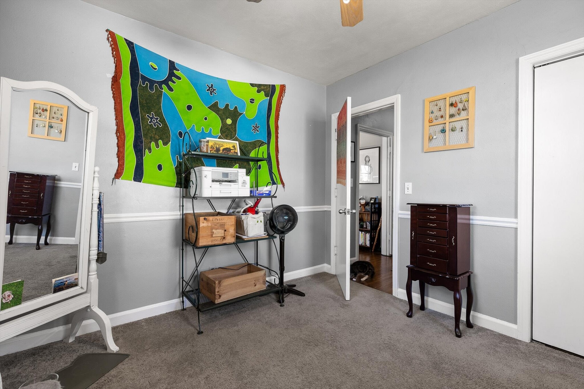 Building Photo - 844 Linden Hall Rd