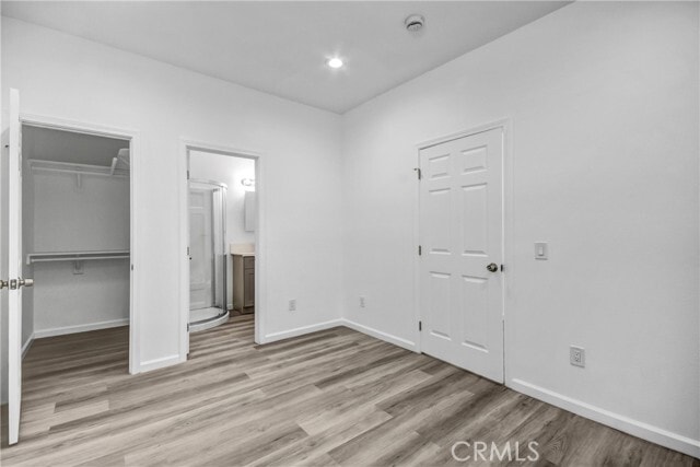 Building Photo - 696 E 9th St