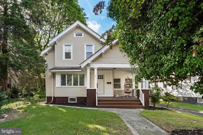 Building Photo - 4 E Haddon Ave