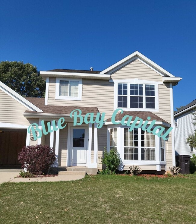 Building Photo - 3 bed 2.5 bath