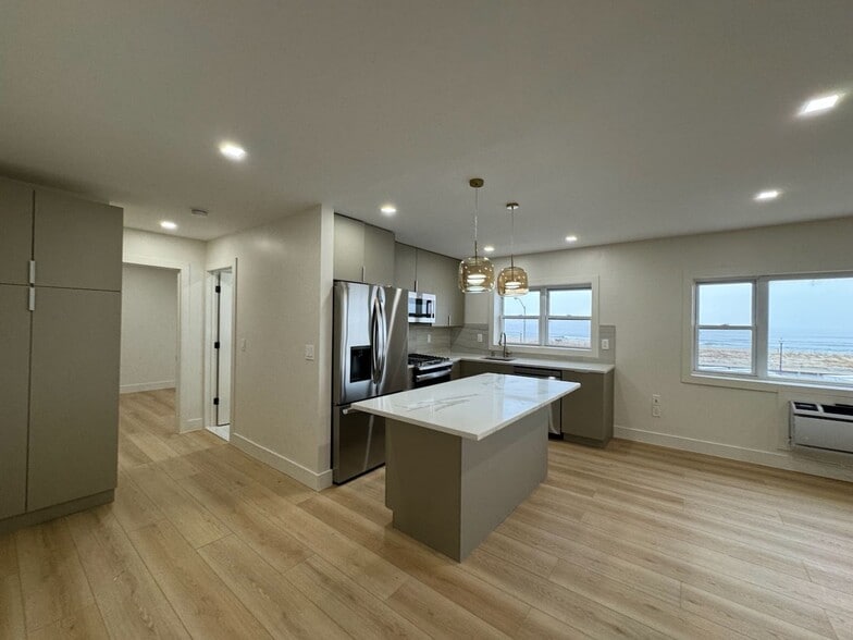Interior Photo - TWELVE17 Ocean Ave