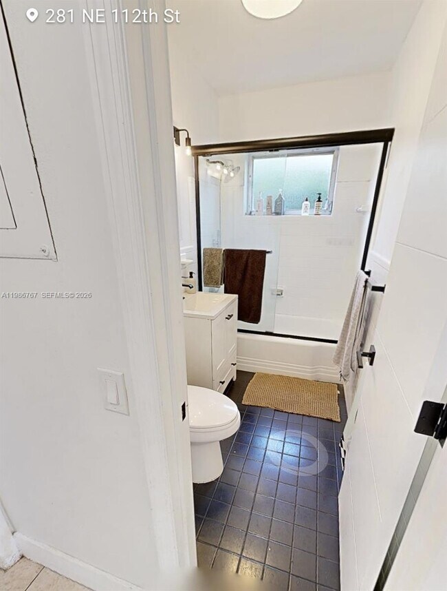 Building Photo - Northeast 112th Street, Miami, FL 33161 - 3 BR 2 BA single-family home