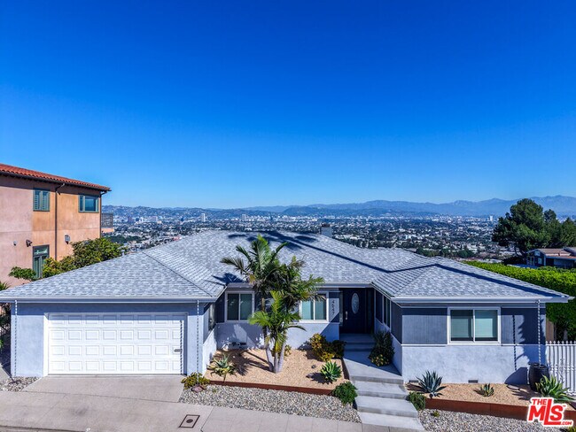 Building Photo - 4547 Don Milagro Dr