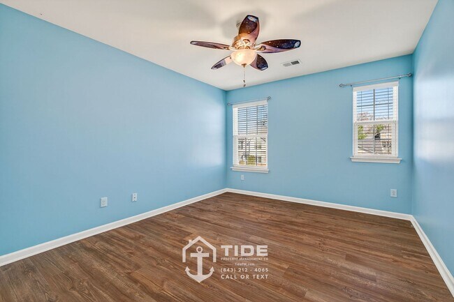 Building Photo - Your Carolina Bay Haven