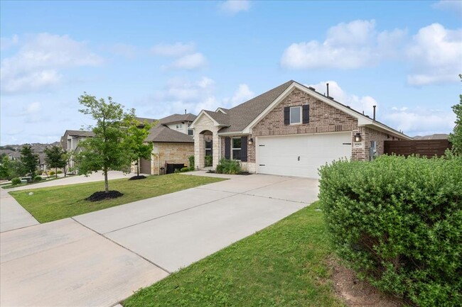 Building Photo - 16901 Morelle Dr