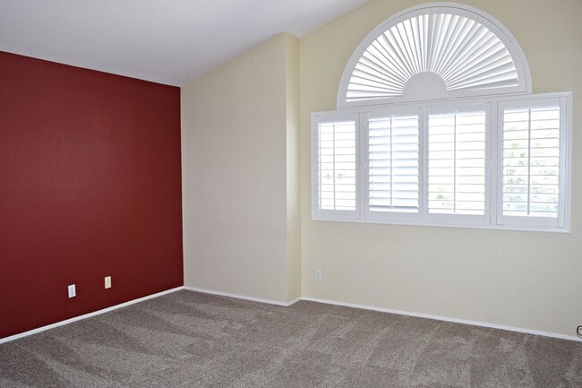 Building Photo - 4BR 3BA Home in Rancho Penasquitos - Open Floor Plan, A/C, Backyard, 2 Car Garage, Poway Valley S...