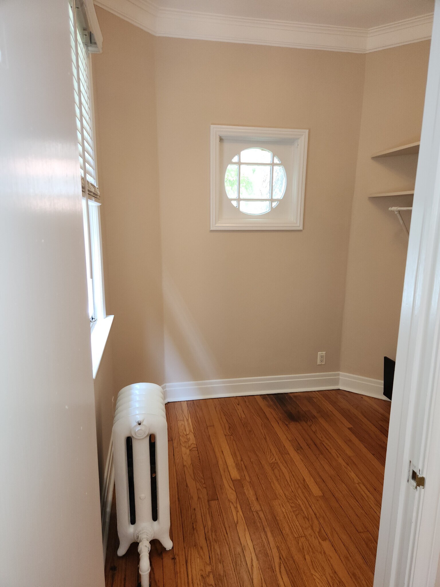 Large walk in closest - 260 S Marion St