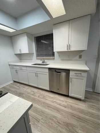 Building Photo - 15239 Chamberlain Blvd