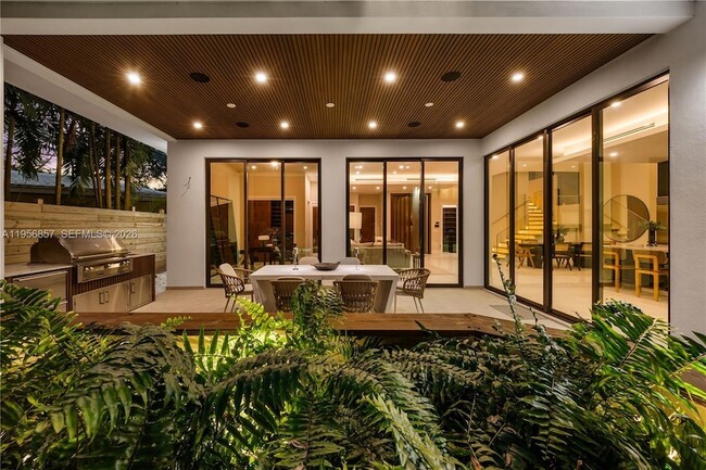 Building Photo - 2805 Freeman St