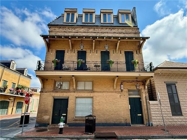 Building Photo - 941 St. Louis
