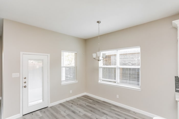 Building Photo - 721 Shady Meadow Ln