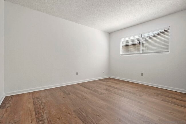 Building Photo - 10625 Amantha Ave