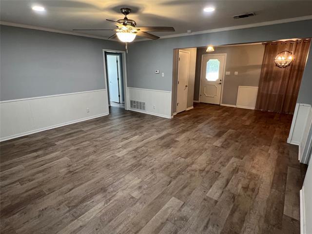 Building Photo - 3217 N Marseille Ln