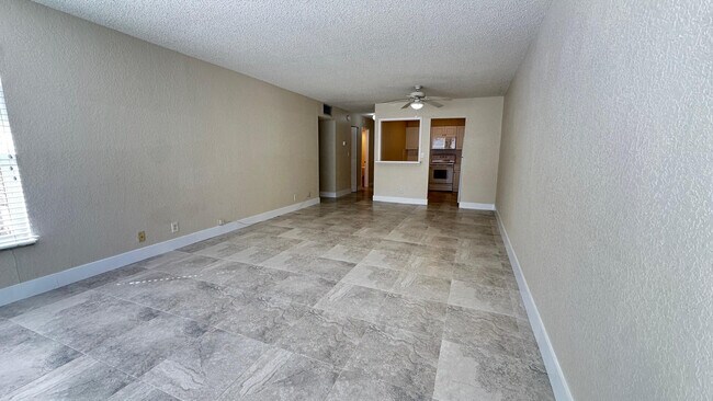 Building Photo - 760 SE 2nd Ave