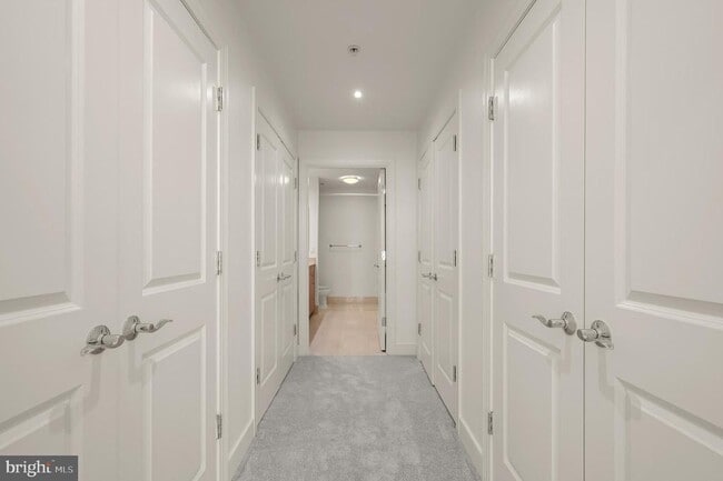 Building Photo - 2425 L St NW