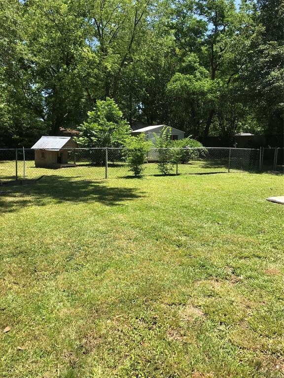 Building Photo - 1117 Karen Rd