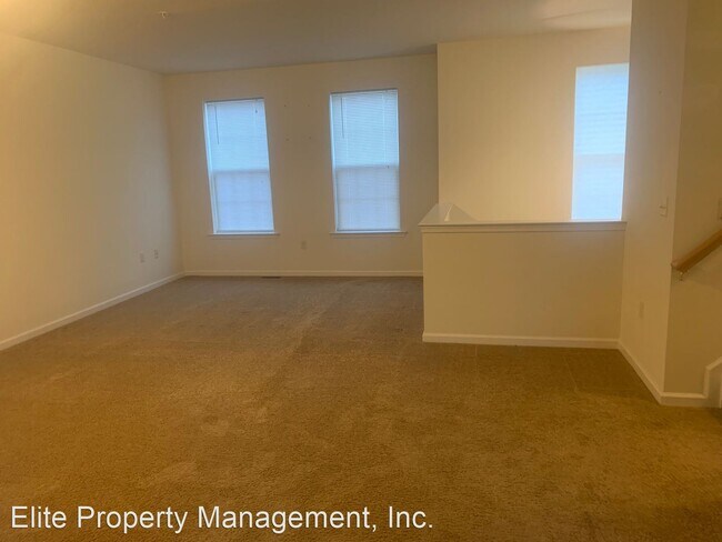 Building Photo - 3 br, 2.5 bath House - 545 Marion Rd