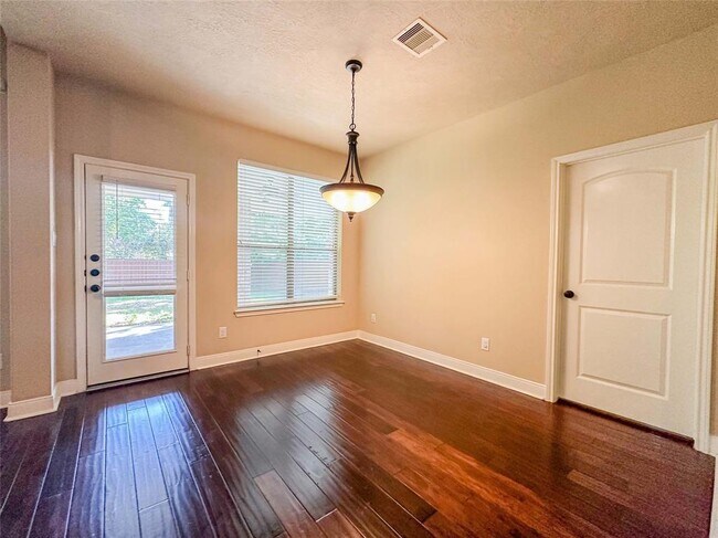 Building Photo - 135 E Canyon Wren Cir