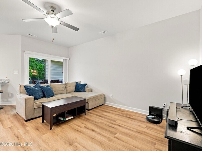 Building Photo - 227 Crab Claw Spit Ln